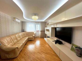 3 ��. ��������, 76 ��. �., 6/10 ������