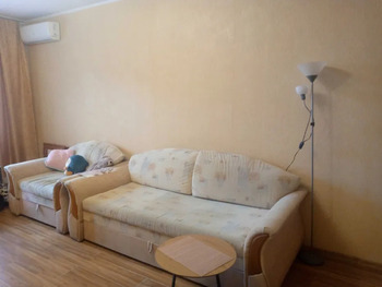 1 ��. ��������, 37 ��. �., 2/10 ������