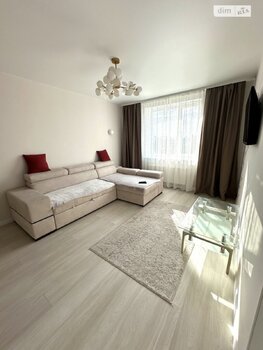 1 ���. ��������, 48 ��. �., 7/10 ����