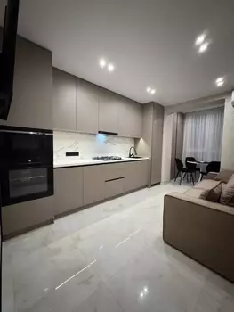 1 ��. ��������, 45 ��. �., 8/10 ������