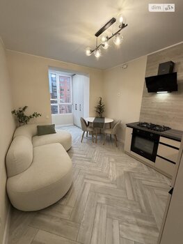 1 ��. ��������, 45 ��. �., 8/11 ������