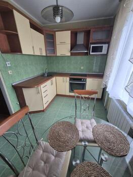 1 ��. ��������, 42 ��. �., 13/14 ������