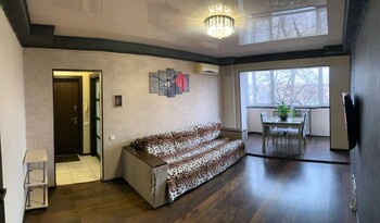 4 ��. ��������, 77 ��. �., 3/9 ������