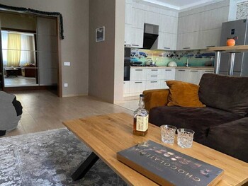 3 ���. ��������, 83 ��. �., 3/10 ����