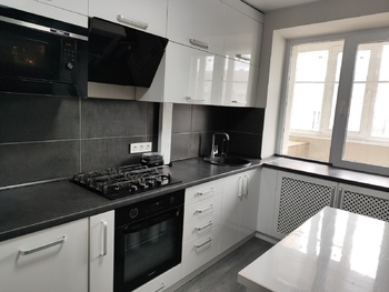 2 ���. ��������, 48 ��. �., 9/10 ����