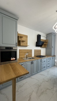 3 ���. ��������, 82,8 ��. �., 9/10 ����