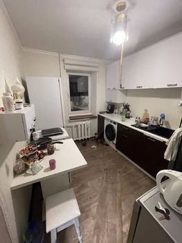 4 ���. ��������, 84 ��. �., 1/9 ����