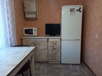 1 ���. ��������, 40 ��. �., 3/9 ����