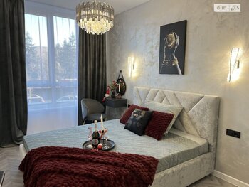 1 ���. ��������, 42 ��. �., 2/18 ����