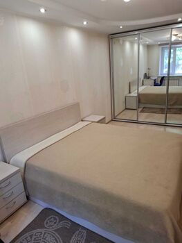 2 ���. ��������, 46 ��. �., 2/5 ����