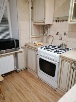 3 ��. ��������, 47 ��. �., 1/5 ������