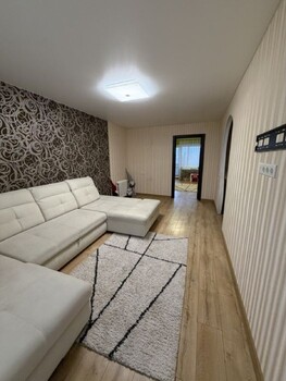 3 ��. ��������, 70 ��. �., 9/9 ������