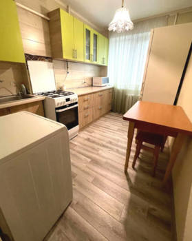 3 ���. ��������, 62 ��. �., 1/9 ����