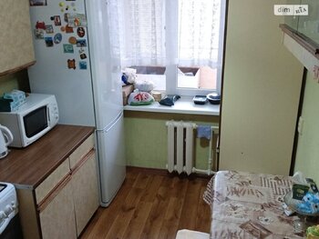 4 ���. ��������, 82 ��. �., 8/9 ����