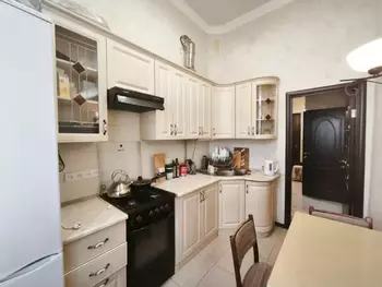 1 ��. ��������, 37 ��. �., 2/4 ������