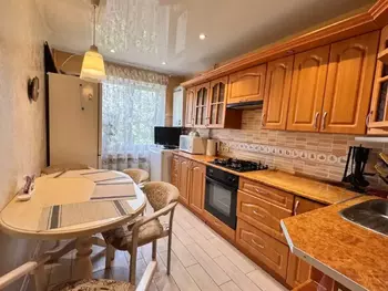 3 ���. ��������, 64 ��. �., 4/9 ����