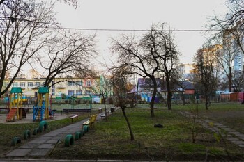 3 ��. ��������, 65 ��. �., 1/9 ������