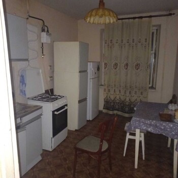 4 ���. ��������, 82 ��. �., 1/9 ����