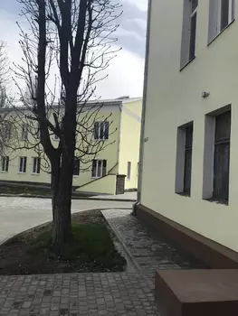 1 ��. ��������, 22 ��. �., 2/3 ������