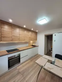 3 ��. ��������, 70 ��. �., 4/12 ������