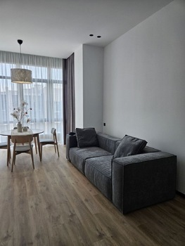 1 ���. ��������, 57,4 ��. �., 12/12 ����