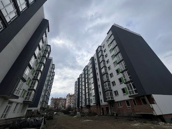 3 ���. ��������, 91.4 ��. �., 8/10 ����