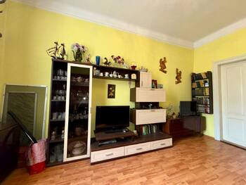 1 ���. ��������, 30 ��. �., 2/3 ����