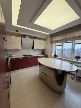 3 ��. ��������, 111 ��. �., 8/10 ������