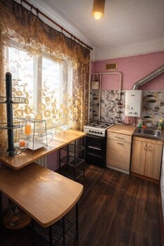 2 ��. ��������, 44 ��. �., 4/5 ������