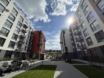 3 ��. ��������, 120.7 ��. �., 4/5 ������