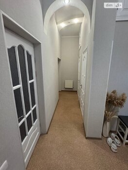3 ���. ��������, 110 ��. �., 1/1 ����