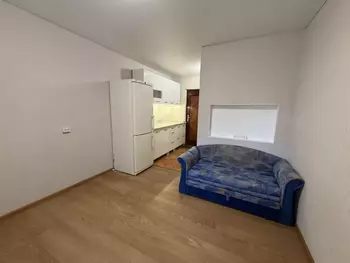 1 ���. ��������, 17 ��. �., 2/9 ����