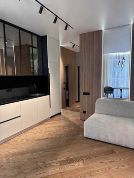 1 ���. ��������, 50 ��. �., 24/30 ����