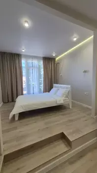 1 ���. ��������, 30 ��. �., 2/2 ����