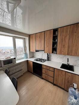 3 ���. ��������, 66 ��. �., 5/5 ����