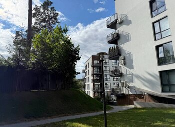 3 ���. ��������, 76.3 ��. �., 2/5 ����