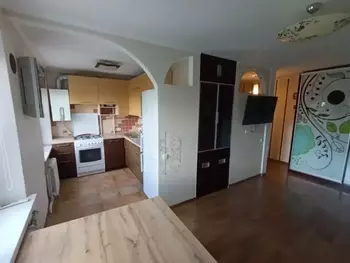 3 ���. ��������, 61 ��. �., 5/5 ����