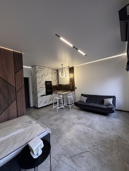 1 ��. ��������, 29.6 ��. �., 7/8 ������