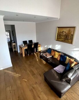 4 ��. ��������, 107 ��. �., 5/6 ������