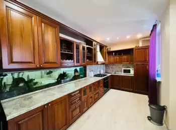 4 ���. ��������, 195 ��. �., 8/9 ����
