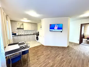 4 ��. ��������, 81 ��. �., 1/10 ������