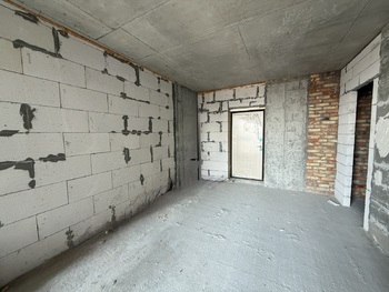 1 ���. ��������, 23,6 ��. �., 8/12 ����