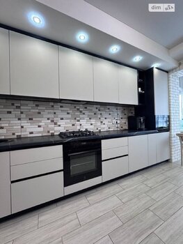 1 ��. ��������, 46 ��. �., 8/10 ������