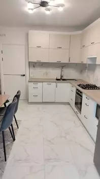 2 ���. ��������, 49 ��. �., 8/10 ����