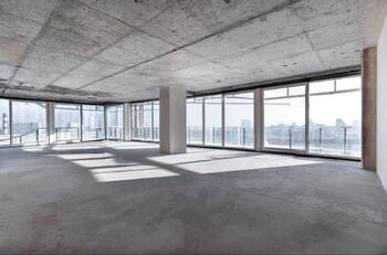 4 ���. ��������, 230 ��. �., 19/25 ����