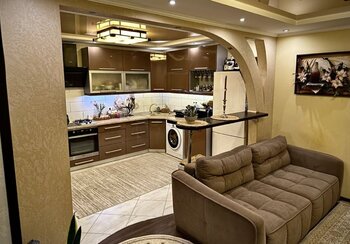 3 ��. ��������, 93 ��. �., 4/5 ������