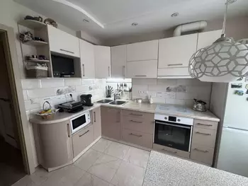 3 ���. ��������, 72 ��. �., 8/12 ����