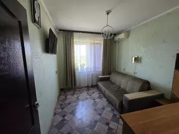 4 . , 83 . ., 5/10 