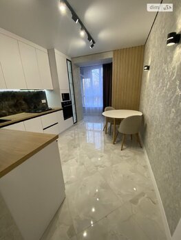 1 ���. ��������, 46 ��. �., 5/11 ����