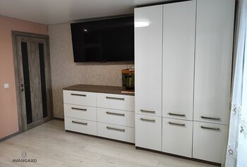 1 ���. ��������, 36 ��. �., 8/9 ����